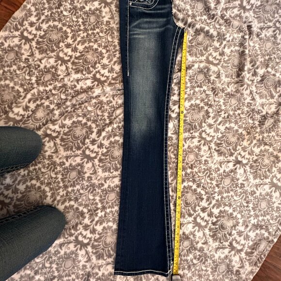 True Religion - Picture 2 of 11